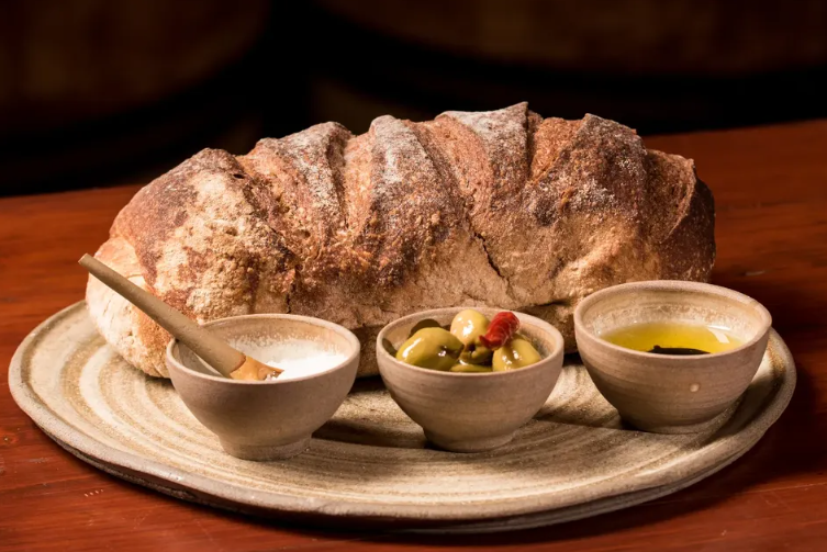 כלים למסעדות - עיצוב בהתאמה אישית